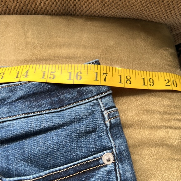 Lucky Brand Classic Blue Denim Jeans size 14 - Picture 7 of 10